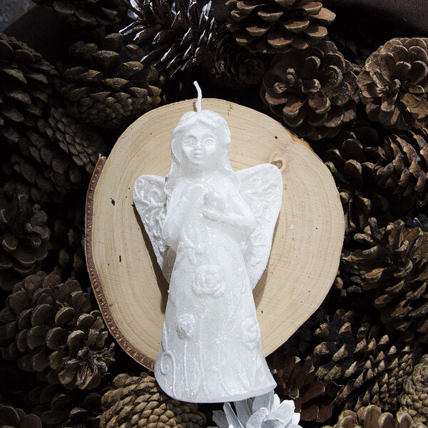 Engel als Weihnachtskerze, Echtwachskerze 8x15 cm Adventskerze Wachs Engelsfigur