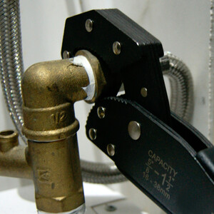 Universal Rohrschlssel  16-38 mm