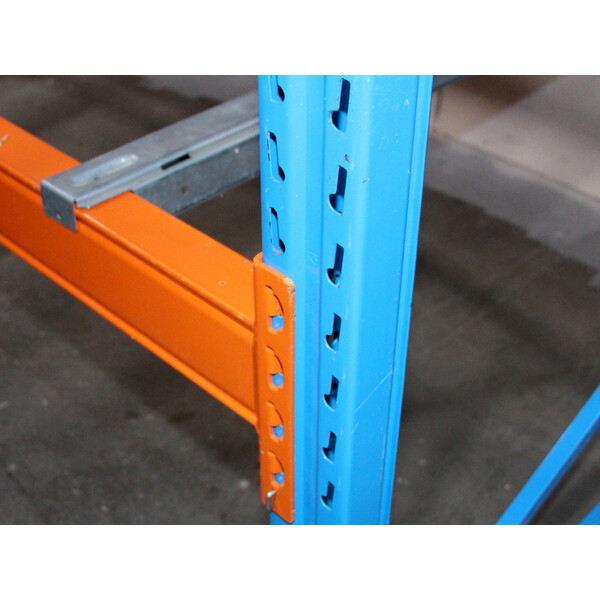 Palettenregal 11,30 Meter lang, 3,00 Meter fr 48 Stellpltze